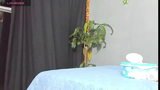 Sharlott smith online show from 23, 10, 2025