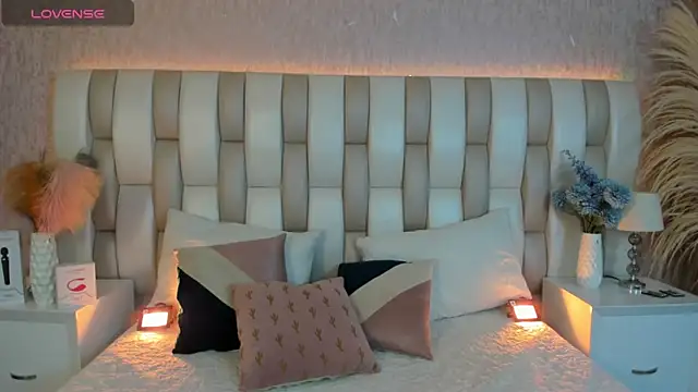 Ari lynn  online show from 19, 11, 2025