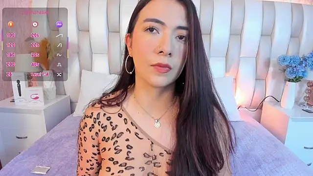 Ari lynn  online show from 17, 12, 2025