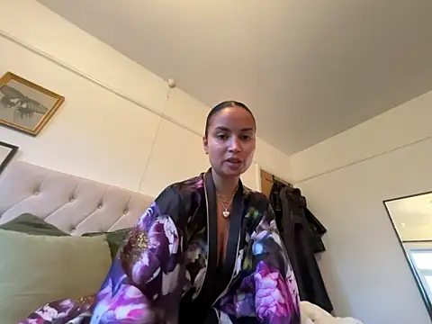 Snapshot of sexygoddessjessy chatting on 13, 11, 2025 sexygoddessjessy online show from 13, 11, 2025