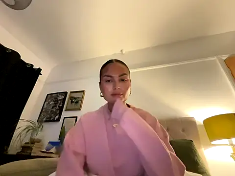 Snapshot of sexygoddessjessy chatting on 15, 10, 2025 sexygoddessjessy online show from 15, 10, 2025