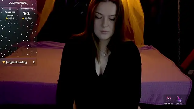 AliceOfWondersS online show from 5, 11, 2025