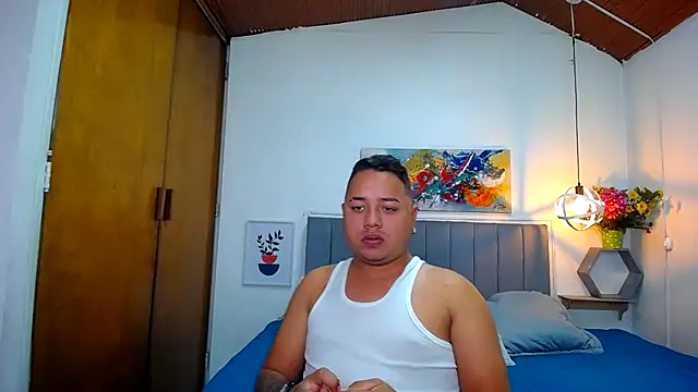 Snapshot of Brian_m5 chatting on 15, 10, 2025 Brian m5 online show from 15, 10, 2025