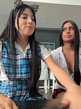 l0lita sweet online show from 5, 2, 2026