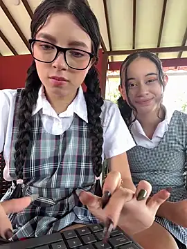 l0lita sweet online show from 10, 2, 2026