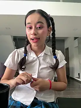 l0lita sweet online show from 9, 2, 2026