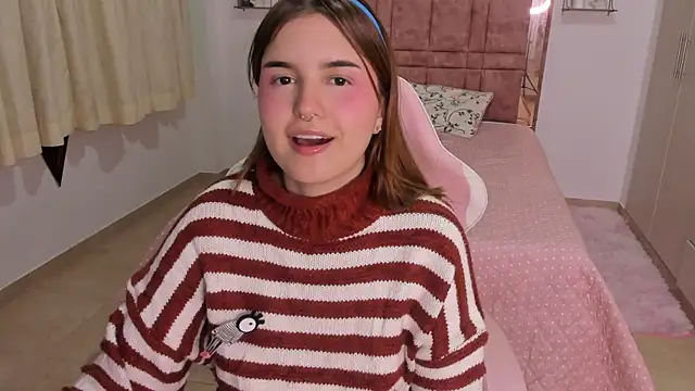 MIACUTEE  online show from 22, 7, 2026