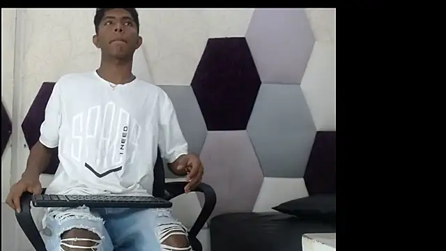 Mick storm online show from 19, 2, 2026