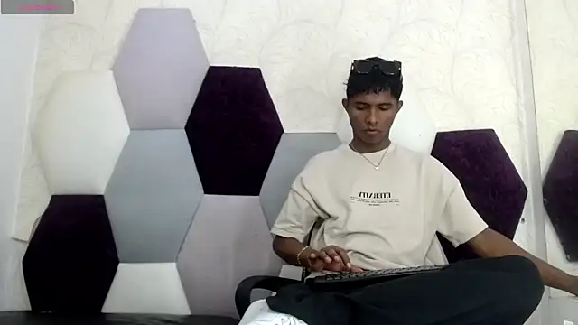 Mick storm online show from 14, 2, 2026