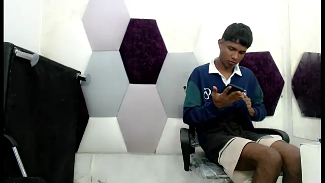 Mick storm online show from 26, 11, 2025