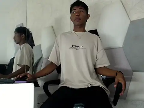 Mick storm online show from 9, 11, 2025