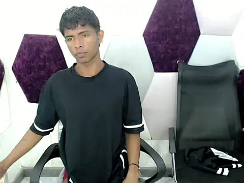 Mick storm online show from 18, 11, 2025