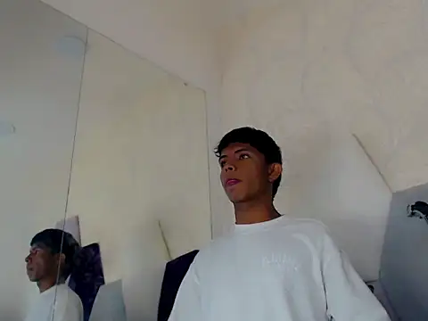 Mick storm online show from 5, 11, 2025