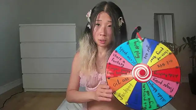 Jiwooe online show from 22, 6, 2026