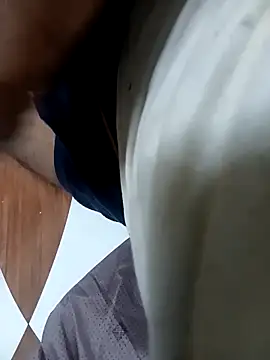 GlossyDare1823 online show from 17, 10, 2025