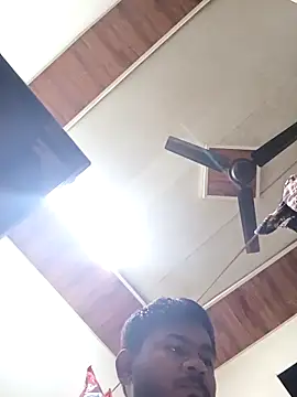 GlossyDare1823 online show from 4, 12, 2025