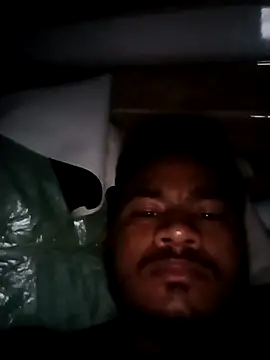 GlossyDare1823 online show from 3, 11, 2025