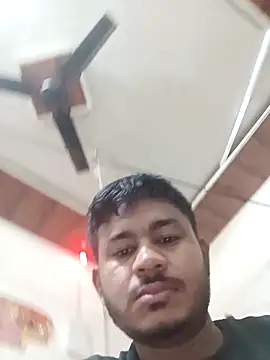 GlossyDare1823 online show from 28, 11, 2025