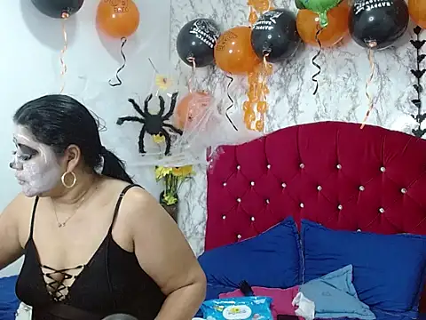  Danna Milf  online show from 27, 10, 2025