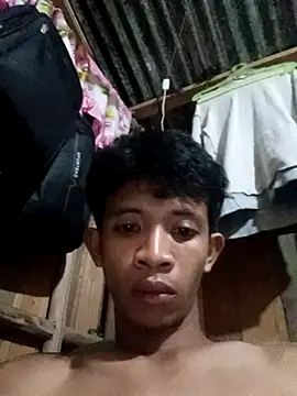 Snapshot of Edrial- chatting on 7, 11, 2025 Edrial- online show from 7, 11, 2025