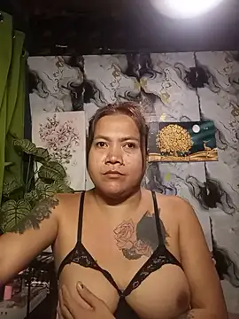 Snapshot of trishacummerts chatting on 28, 6, 2026 trishacummerts online show from 28, 6, 2026