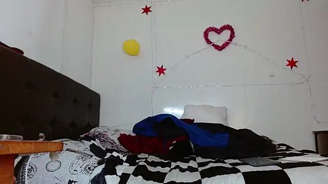 picante70  online show from 4, 11, 2025