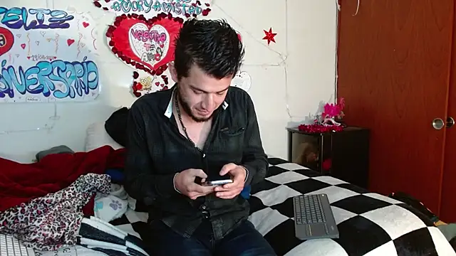 picante70  online show from 17, 12, 2025