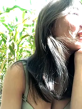 namicute online show from 25, 11, 2025