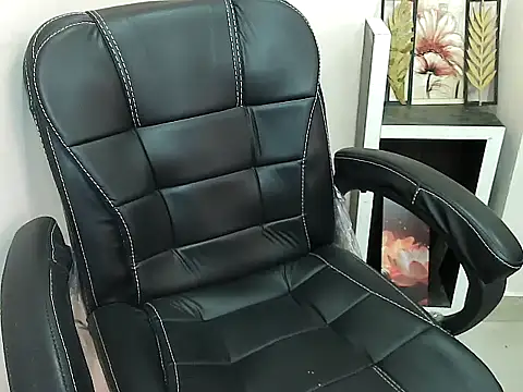 Snapshot of notty_heena chatting on 10, 11, 2025 notty heena online show from 10, 11, 2025