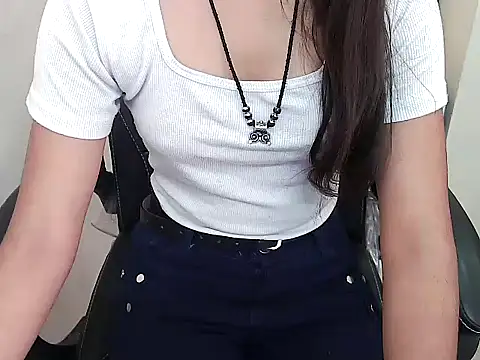 Snapshot of notty_heena chatting on 11, 11, 2025 notty heena online show from 11, 11, 2025