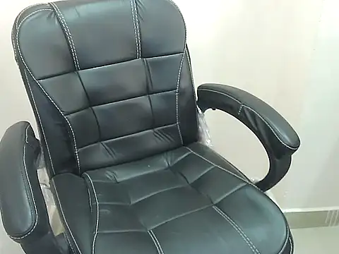 Snapshot of notty_heena chatting on 8, 11, 2025 notty heena online show from 8, 11, 2025