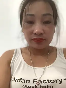 Snapshot of Linh_sexyy chatting on 3, 11, 2025 Linh sexyy online show from 3, 11, 2025