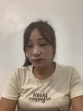 Snapshot of Linh_sexyy chatting on 14, 11, 2025 Linh sexyy online show from 14, 11, 2025