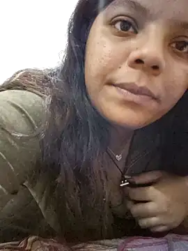 Snapshot of kajal77715 chatting on 12, 10, 2025 kajal77715 online show from 12, 10, 2025