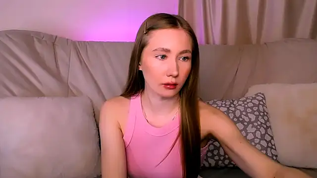 EllyColins online show from 3, 3, 2026