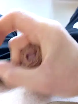 Snapshot of szabi1995 chatting on 13, 10, 2025 szabi1995 online show from 13, 10, 2025