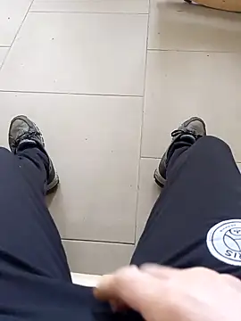 Snapshot of szabi1995 chatting on 13, 10, 2025 szabi1995 online show from 13, 10, 2025