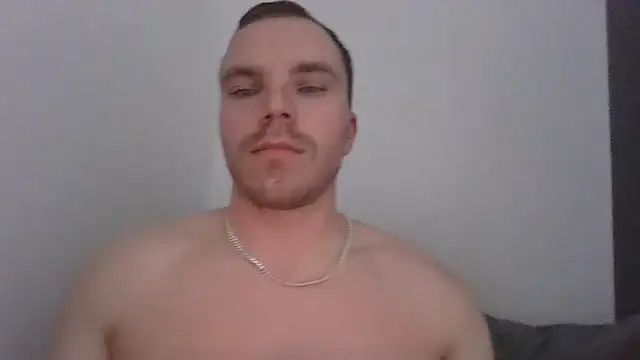 Snapshot of Alek_27 chatting on 21, 10, 2025 Alek 27 online show from 21, 10, 2025