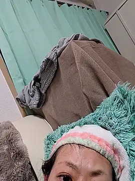 Snapshot of jyuse000ryuse chatting on 6, 11, 2025 jyuse000ryuse online show from 6, 11, 2025