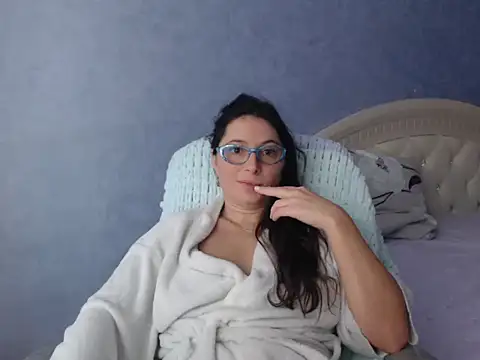 LuckyLisa23 online show from 8, 11, 2025