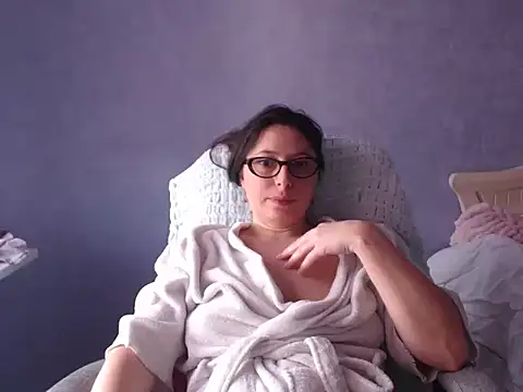 LuckyLisa23 online show from 3, 4, 2026