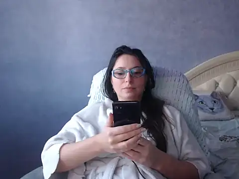 LuckyLisa23 online show from 13, 1, 2026