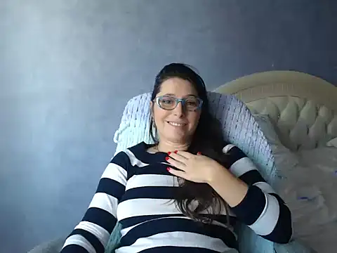 LuckyLisa23 online show from 31, 10, 2025