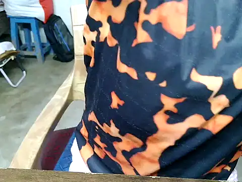 Snapshot of shalu_02 chatting on 1, 11, 2025 shalu 02 online show from 1, 11, 2025