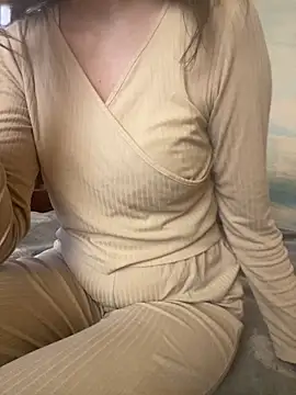 KittieCreme online show from 13, 2, 2026