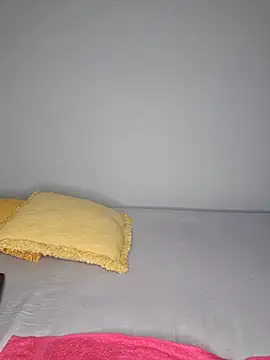 certifiedhottie2025 online show from 16, 11, 2025