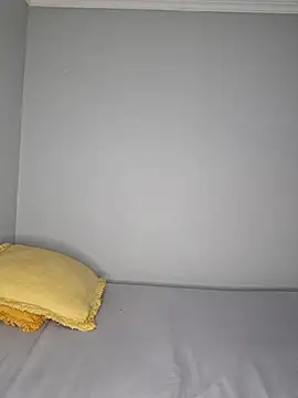 certifiedhottie2025 online show from 20, 2, 2026