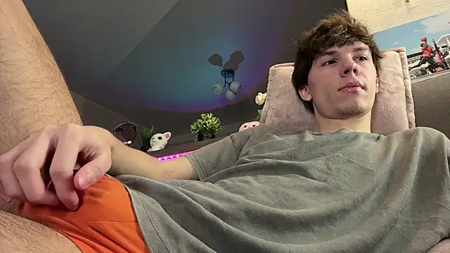 Jeremy1Scott online show from 18, 1, 2026