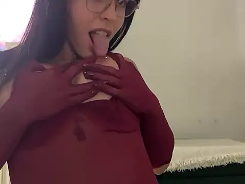 Snapshot of babecatalina chatting on 8, 2, 2026 babecatalina online show from 8, 2, 2026