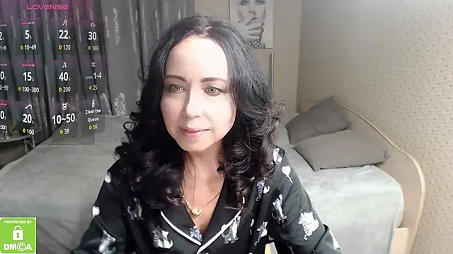 beautiful moon3 online show from 17, 12, 2025